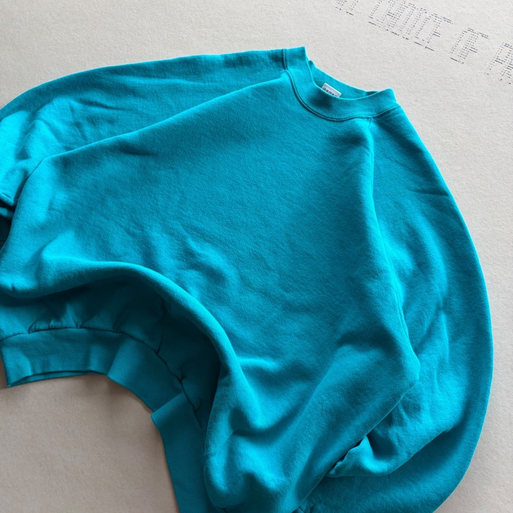 Vintage 90s Blank Fruit of the Loom Crewneck Sweater